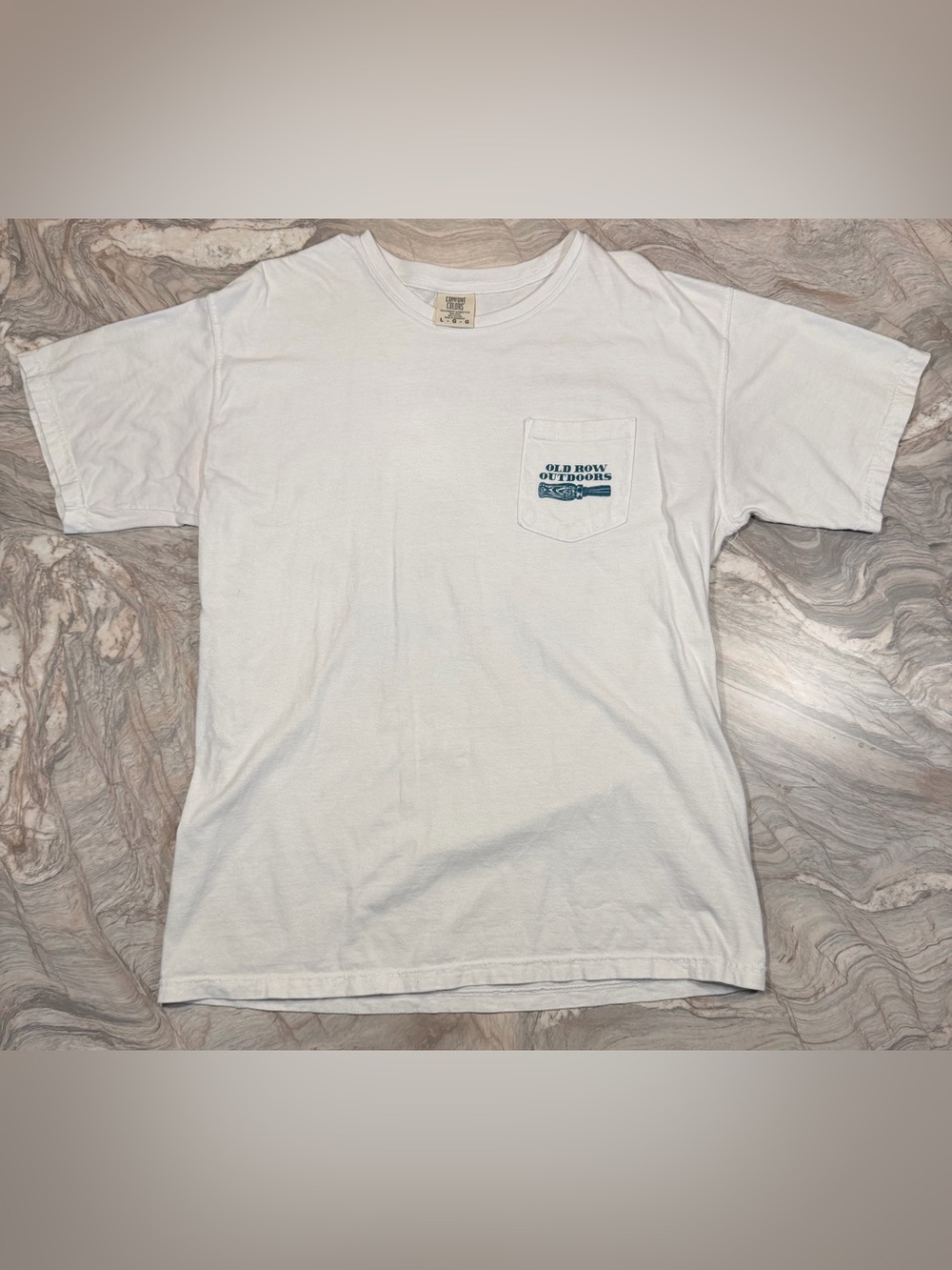 Old Row Outdoors White T-Shirt Men’s Large